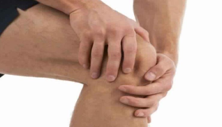 घुटनों का दर्द बढ़ाता है परेशानी, ये 4 आहार दिलाएँगे आपको राहत
