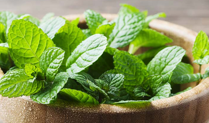 पेट दर्द की समस्या बन रही हैं आपके लिए आफत, ये 10 आहार दिलाएंगे आराम stomach ache relief,dietary tips for stomach ache,foods for stomach pain relief,natural remedies for stomach ache,alleviating stomach discomfort with diet,relieving stomach ache through diet,diet for soothing stomach pain,home remedies for stomach ache relief,foods to ease stomach ache,healthy diet for stomach discomfort,stomach ache remedies,foods to soothe stomach pain,digestive-friendly diet tips,holistic approach to stomach discomfort,healing foods for stomach issues,diet for gastrointestinal relief,nutrition for abdominal pain relief,dietary solutions for upset stomach,eating habits for alleviating stomach ache,natural ways to ease stomach discomfort