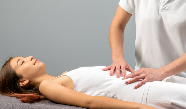 पीरियड्स के दौरान हो रहा पेट में दर्द, अपनाएं ये घरेलू नुस्खे, मिलेगा फायदा home remedies for period pain relief,natural ways to ease menstrual pain,effective home remedies for menstrual discomfort,alleviate period pain with home treatments,quick relief with home remedies for menstrual pain,natural remedies to soothe period pain at home,home solutions for menstrual pain relief,easy remedies for easing period discomfort,diy home treatments for menstrual pain relief,relieve period pain naturally with home remedies