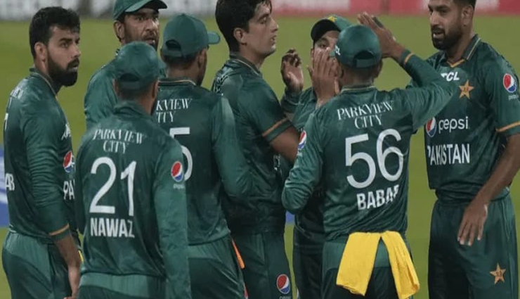 पाकिस्तान क्रिकेट में खत्म नहीं हो रहा बवाल, बोर्ड से नाराज खिलाड़ी खत्म करना चाहते हैं अनुबंध