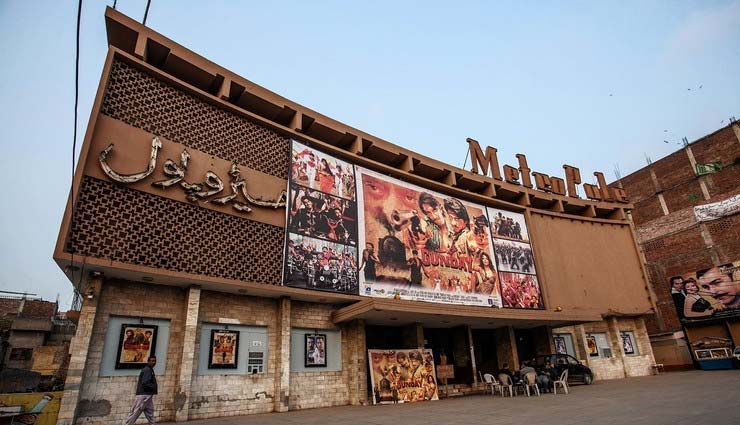 भारतीय फिल्मों व कार्यक्रमों के प्रसारण पर पाकिस्तान में लगा बैन