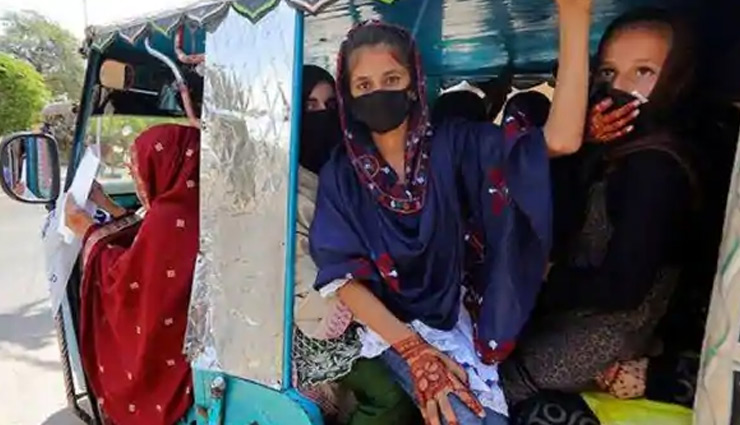 पाकिस्तान / कोरोना संक्रमितों की संख्या 20 हजार के पार, लॉकडाउन की वजह से खतरे में 1.8 करोड़ लोगों की नौकरियां