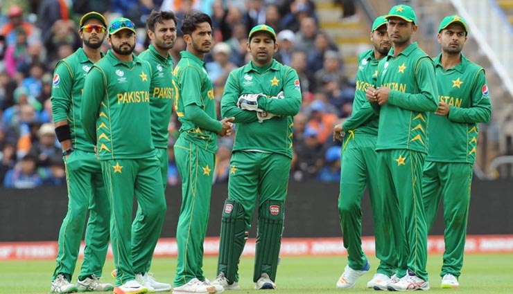 पाकिस्तान क्रिकेट इतिहास के सबसे शर्मनाक रिकॉर्ड shameless records,pakistan cricket history,cricket records