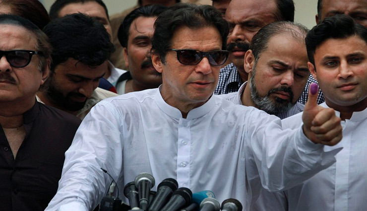 Pakistan elections 2018: Imran Khan’s PTI party leading in 102 seats; PML-N in 43
