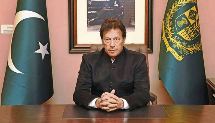 सीमा पर तनातनी, सुरक्षा कारणों के चलते इन 8 एयरपोर्ट को किया गया बंद airports,leh,jammu,srinagar,pathankot in high alert,military aircraft,jammu & kashmir,budgam