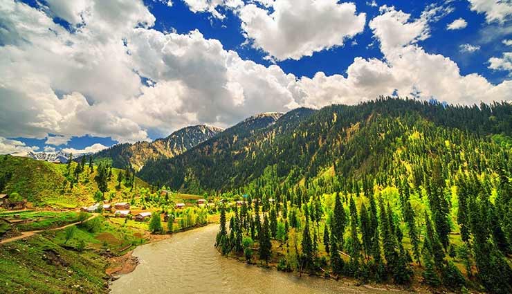 these beautiful places were in india only before partition now they are pride of pakistan,holiday,travel,tourism