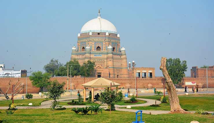 these beautiful places were in india only before partition now they are pride of pakistan,holiday,travel,tourism