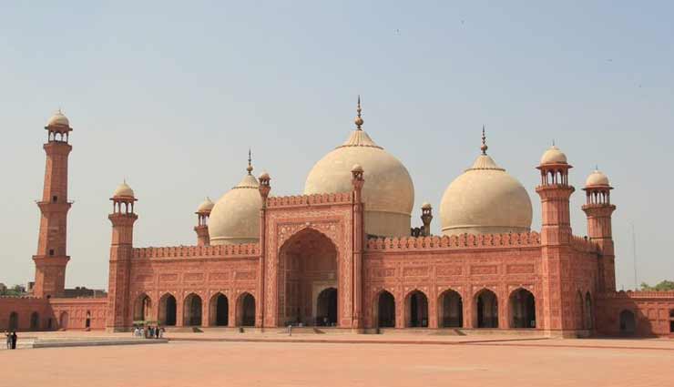 these beautiful places were in india only before partition now they are pride of pakistan,holiday,travel,tourism