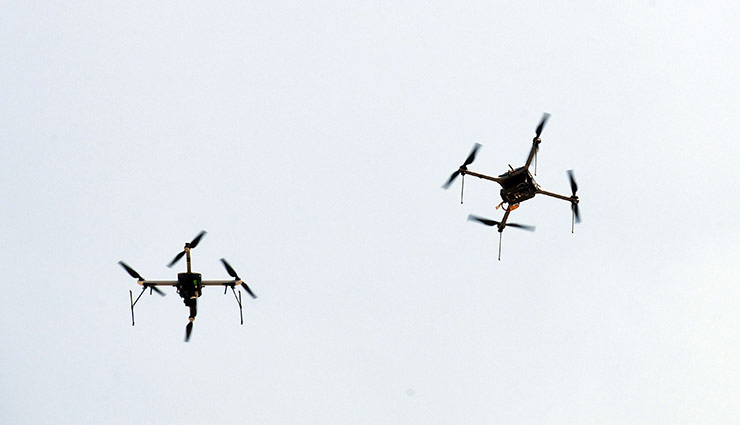 पंजाब में फिर देखे गए 2 पाकिस्तानी ड्रोन, स्थानीय लोगों का दावा - गांव के पास हुए क्रैश 