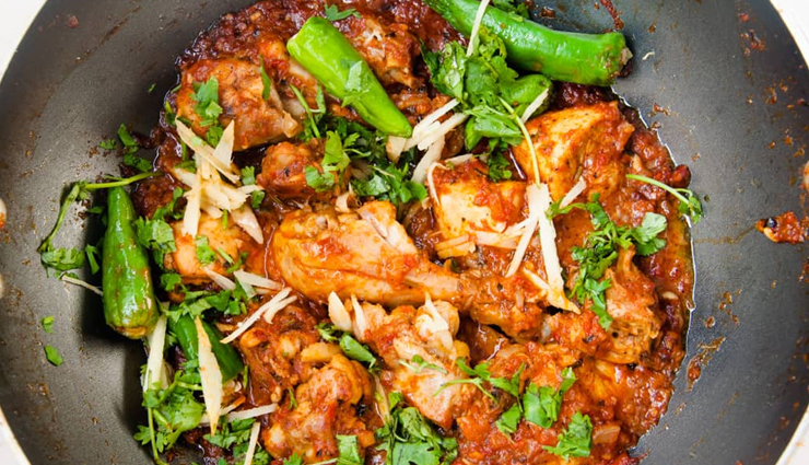 pakistani maharani chicken karahi recipe,spicy chicken karahi,punjabi chicken curry,authentic pakistani cuisine,chicken karahi with ghee,flavorful chicken recipe,aromatic spices,royal chicken dish,traditional pakistani recipe,easy chicken karahi recipe