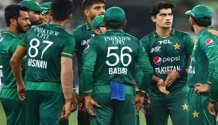 विश्व कप से पहले पाकिस्तान को लगा झटका, वनडे रैंकिंग में बादशाहत समाप्त, आस्ट्रेलिया बना नम्बर 1