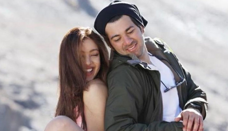 Box Office : करण देओल की फिल्म 'पल पल दिल के पास' ने 13 दिन में कमा लिए इतने करोड़ रूपये, इन 2 फिल्मों से बेहतर रहा प्रदर्शन