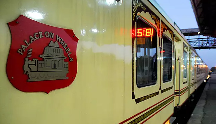 india luxury train,luxury train india