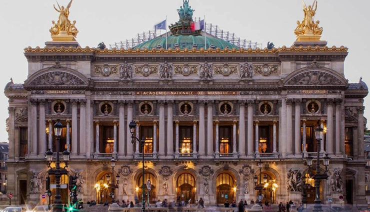 paris attractions,tourist places in paris,eiffel tower,louvre museum,notre dame cathedral,montmartre,sacre-coeur,moulin rouge show,arc de triomphe,champs elysées,tuileries garden,musée d’orsay,impressionist art,palais garnier,latin quarter,university of paris,luxembourg garden,french and english gardens,orchid greenhouse,botanical heritage