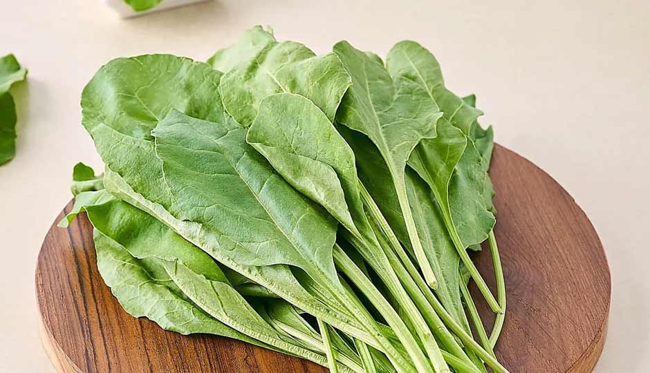 15 Detailed Health Benefits of Palak (Spinach)