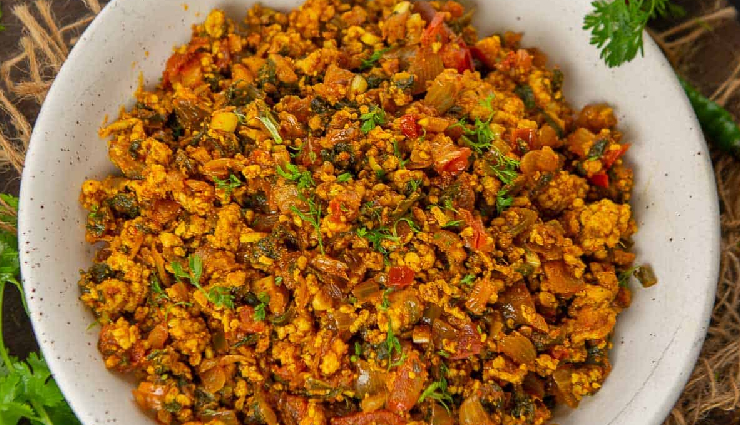 पालक पनीर भुर्जी के साथ लें खाने का मजा, रेस्तरां जाने के बजाय घर में ही बनाएं ऐसे #Recipe