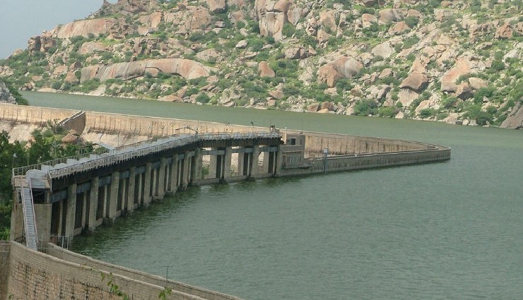 beautiful locations in rajasthan,must-visit places in rajasthan,top destinations in rajasthan,rajasthan travel guide,jaipur attractions,pushkar pilgrimage,jodhpur blue city,bikaner camel festival,jaisalmer desert festival,ranthambore national park,nagaur festival,pali rajasthan,udaipur lakes,kumbhalgarh fort