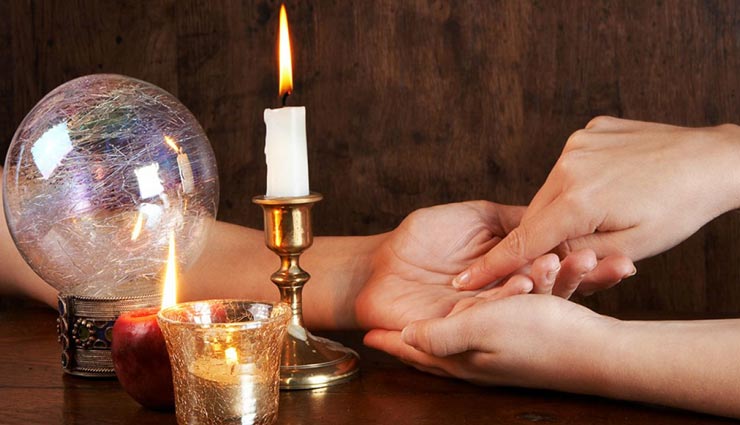 astrology tips,astrology tips in hindi,palmistry,raja yoga,government job