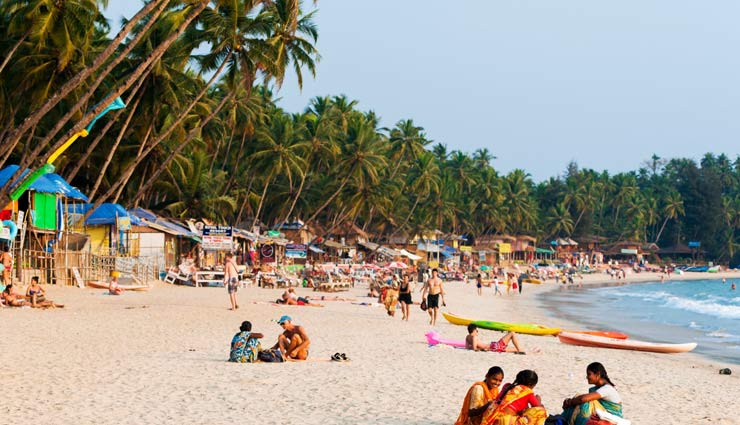 anjuna beach goa,calangute beach,mandrem beach,querim beach,palolem beach,goa,goa beaches,new year,goa tourism,holidays