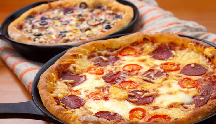 homemade pan pizza recipe,easy pizza recipe,quick pizza recipe,pan pizza from scratch,delicious pizza at home,simple pan pizza recipe,perfect pan pizza,weeknight pizza dinner,homemade pizza crust,tasty pizza toppings