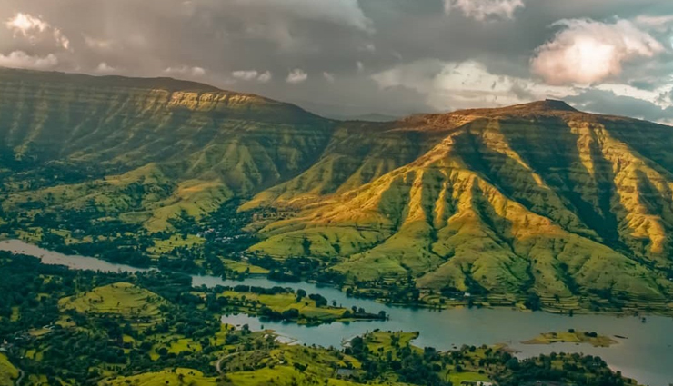 mountain ranges,mountain ranges to visit,famous mountain ranges to visit,travel,holidays,travel guide,holiday tips,tourism