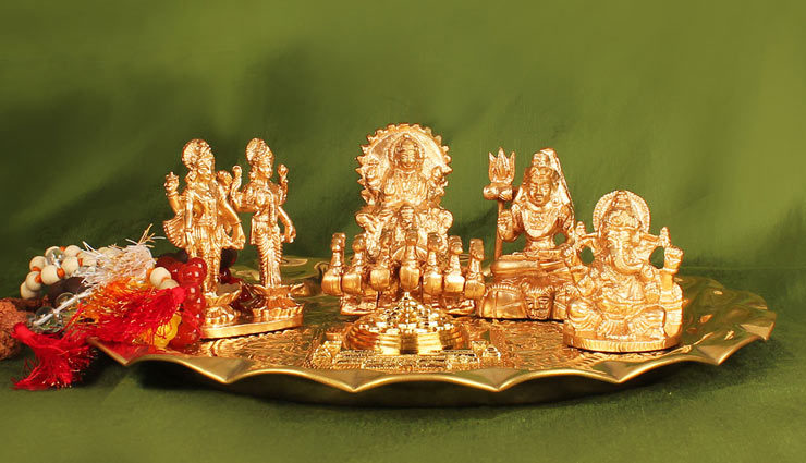 सनातन धर्म में श्रेष्ठ है इन पाँच देवों की पूजा, मिलती है सुख-समृद्धि