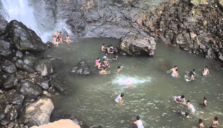 beautiful waterfalls,beautiful waterfalls near pune,kune falls,lonavala,zenith falls,khopoli,bhivpuri waterfall,karjat,lingmala waterfall,mahabaleshwar,lingmala waterfall,mahabaleshwar,trourist,travel,travel guide,holidays