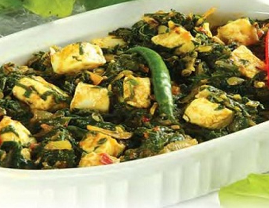 मिनरल और प्रोटीन से भरपूर होती है 'पनीर पालक मेथी' की सूखी सब्जी #Recipe