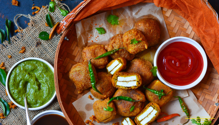 चटपटा और झटपट खाने की हो बात, तो दिमाग में तुरंत आता है पनीर पकोड़ा का नाम #Recipe