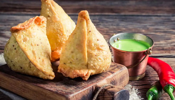 सर्दियों में चाय के साथ लें गर्मागर्म पनीर समोसे का स्वाद, जानें बनाने का आसान तरीका #Recipe 