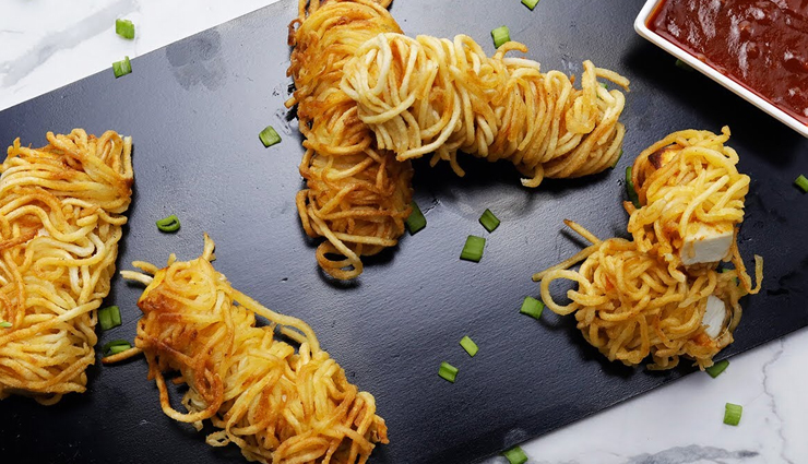 spicy paneer thread rolls,paneer thread rolls recipe,paneer recipes,hunger struck,food,homemade paneer rolls