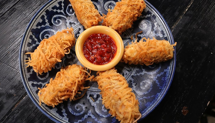 spicy paneer thread rolls,paneer thread rolls recipe,paneer recipes,hunger struck,food,homemade paneer rolls