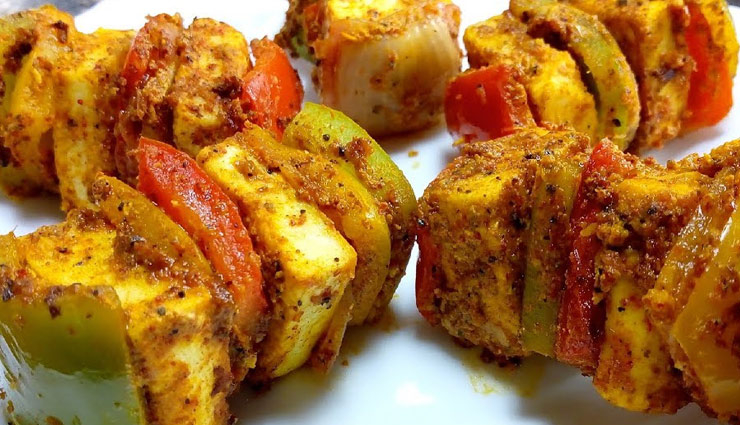 नवरात्रि स्पेशल : 'पनीर टिक्का विद आलू', फलाहार का एक बेहतर विकल्प #Recipe