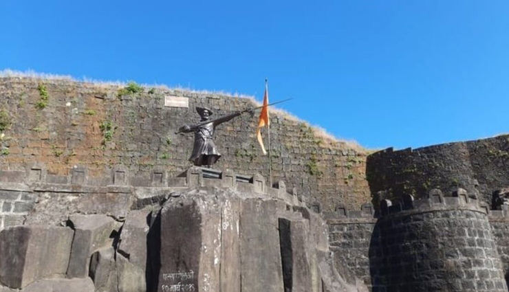 भारत के गौरव और वास्तुकला का भव्य नजारा देते हैं ये विशाल किले
best forts to visit in india,holidays,travel,tourism