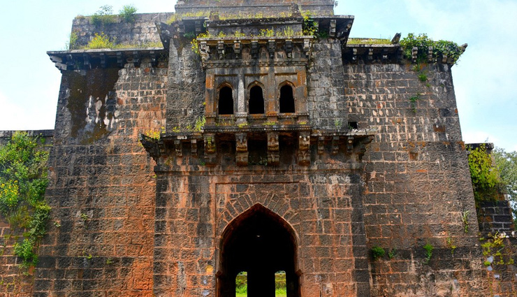 tourist destinations in india,weekend tourist destinations in india,holidays in india,tourist places to visit in august month,holidays