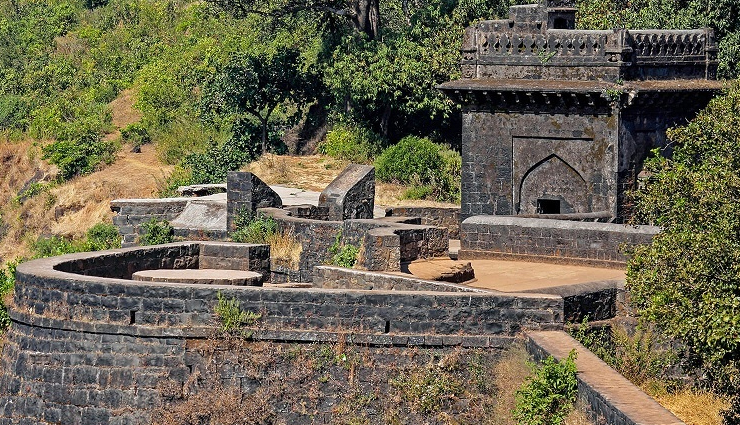 kolhapur tourist places,places to visit in kolhapur,kolhapur sightseeing,kolhapur attractions,must-visit places in kolhapur,top tourist spots in kolhapur,kolhapur travel destinations,kolhapur points of interest,kolhapur historical sites,kolhapur cultural landmarks