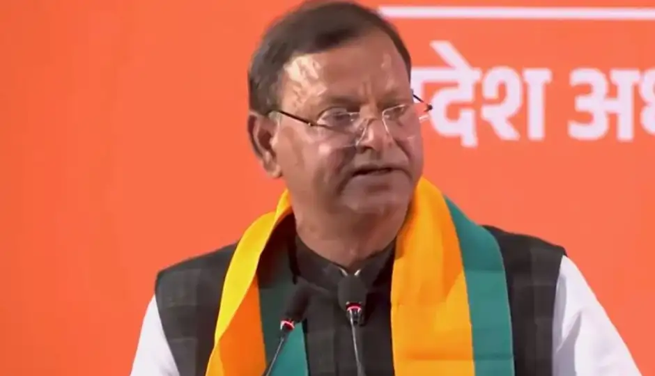 राम मंदिर के चढ़ावे को लेकर सियासत गरमाई, अखिलेश के आरोप पर भड़के भाजपा प्रदेश अध्यक्ष पंकज चौधरी