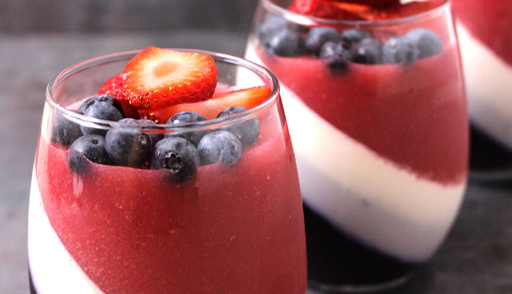strawberry and blueberry panna cota,drinks recipe,summer recipe