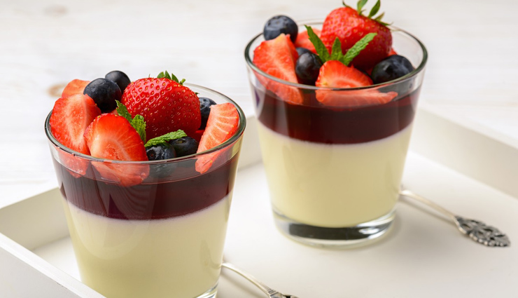 strawberry and blueberry panna cota,drinks recipe,summer recipe