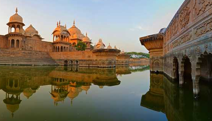 10 beautiful ghats of vrindavan,vrindavan tourist places,travel,travel tips in hindi