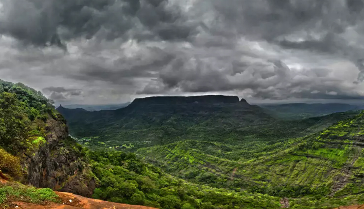 वीकेंड पर आने वाले पर्यटकों के लिए परफेक्ट डेस्टिनेशन है माथेरान, जानें यहां के दर्शनीय स्थल matheran weekend getaway,ideal weekend destination: matheran,perfect weekend escape: matheran,best weekend spot matheran,scenic beauty of matheran,matheran a nature lover paradise,adventure activities in matheran,matheran hill station: a tourist delight,explore matheran on a weekend,budget-friendly weekend trip to matheran