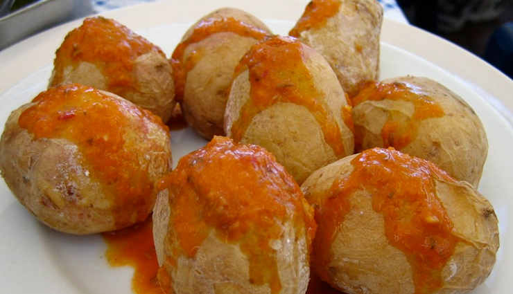 canary islands cuisine,canarian gastronomy,traditional canary islands dishes,best canarian foods,local cuisine in the canary islands,top canary islands recipes,canary islands food culture,must-try dishes in the canary islands,canarian culinary delights,gastronomic experiences in the canary islands