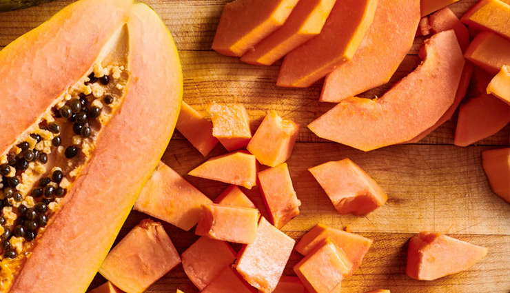 foods to relieve gas and bloating,gas and bloating relief foods,best foods for digestion,ginger for bloating relief,peppermint for gas relief,fennel seeds for digestion,papaya for gas and bloating,pineapple for digestion,yogurt for gut health,cucumber for bloating,chamomile tea for digestion,turmeric for bloating,pine nuts for digestion,natural remedies for gas,diet for digestive health