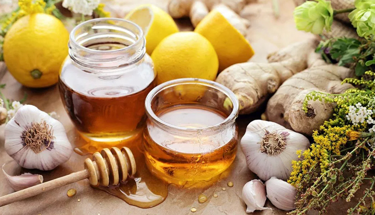 papaya with honey,papaya with lime juice,papaya with tomato,papaya with fuller earth,papaya with avocado,papaya face pack,beauty tips,skin care tips,summer tips,homemade face pack,face pack for glowing skin