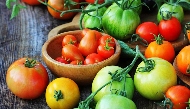 papaya with honey,papaya with lime juice,papaya with tomato,papaya with fuller earth,papaya with avocado,papaya face pack,beauty tips,skin care tips,summer tips,homemade face pack,face pack for glowing skin