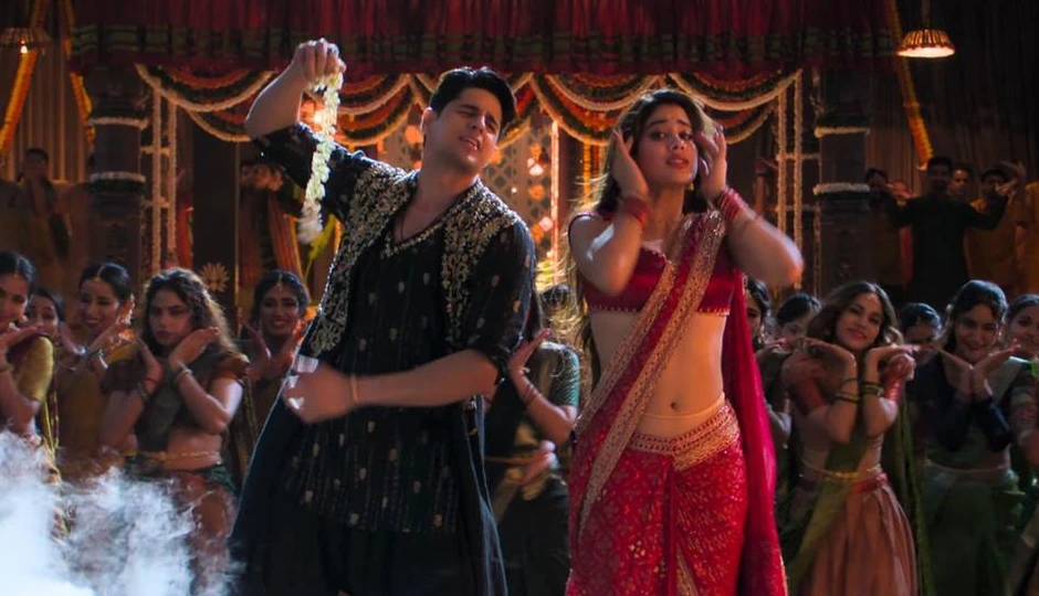 Param Sundari Collection Day 1: सिद्धार्थ मल्होत्रा की ‘परम सुंदरी’ ने पहले दिन ही की रिकॉर्ड तोड़ कमाई, पिछली 8 फिल्मों को छोड़ा पीछे