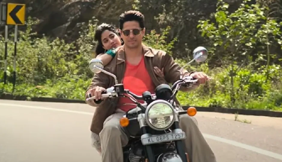 गुरुवार को फिर गिरी ‘परम सुंदरी’ की कमाई, जानें पहले हफ्ते में कितना किया कलेक्शन