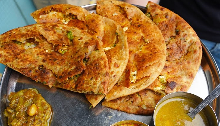 food,best street food in agra,agra travel,holidays in agra,agra travel,taj mahal