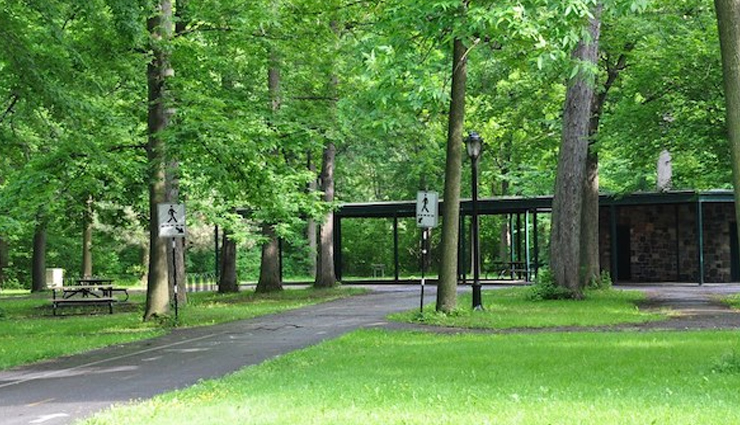 montreal,parks in montreal,montreal travel,montreal travel guide,foreign destinations