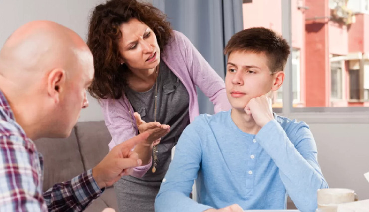 building trust with children,parent-child relationship tips,how to build trust in parenting,trust-building tips for parents,strengthening parent-child bond,active listening with children,fostering honesty in parenting,respecting boundaries in parenting,empowering children through decision-making,celebrating children’s achievements